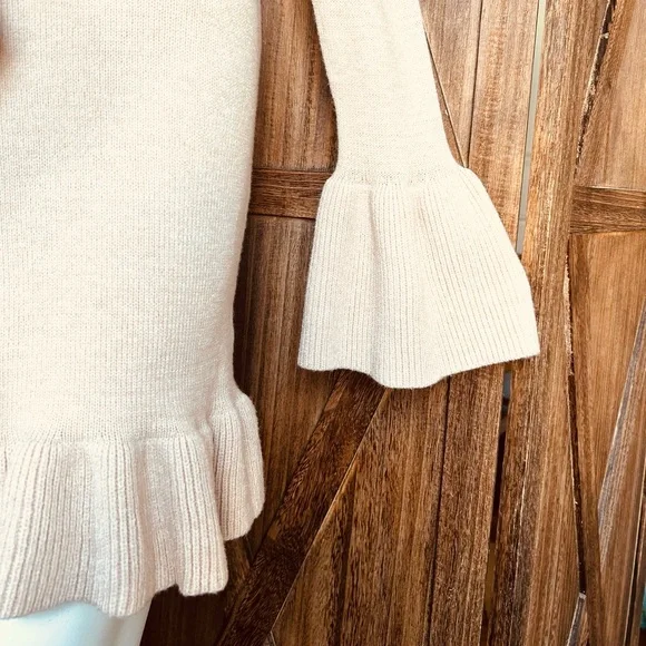 Elegant sz M Knit Beige Cream Luxe Dress - Picture 6 of 11